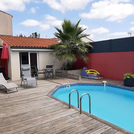 Studio Independant Chez L'Habitant Avec Piscine Et Cuisine Exterieures Λα Ροσέλ Εξωτερικό φωτογραφία