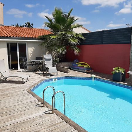 Studio Independant Chez L'Habitant Avec Piscine Et Cuisine Exterieures Λα Ροσέλ Εξωτερικό φωτογραφία
