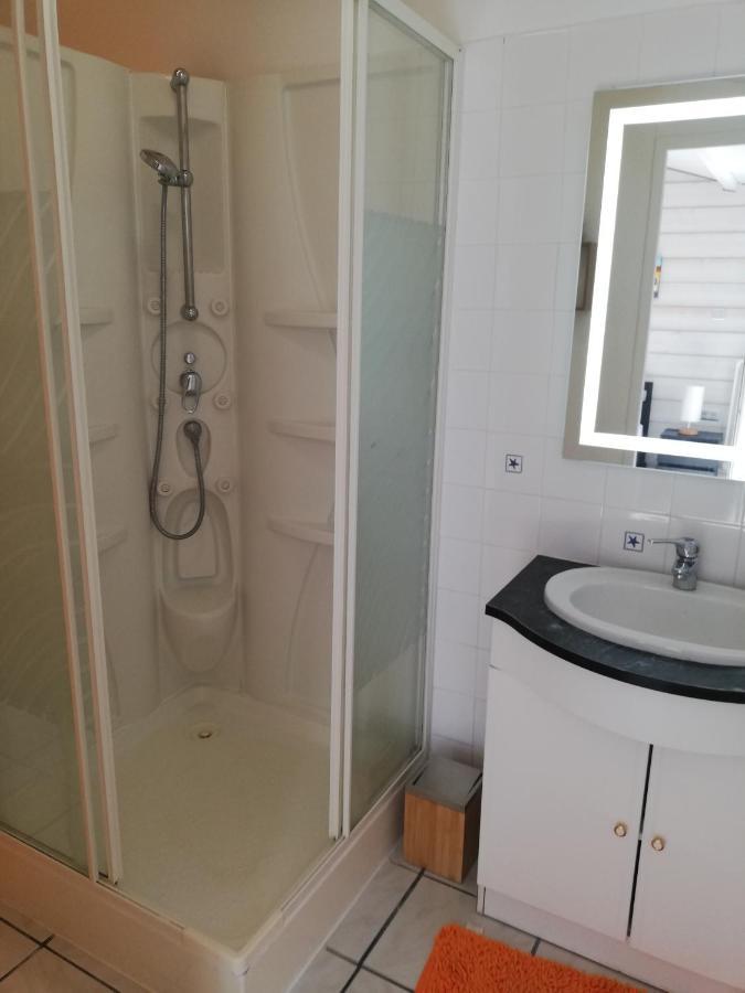 Studio Independant Chez L'Habitant Avec Piscine Et Cuisine Exterieures Λα Ροσέλ Εξωτερικό φωτογραφία