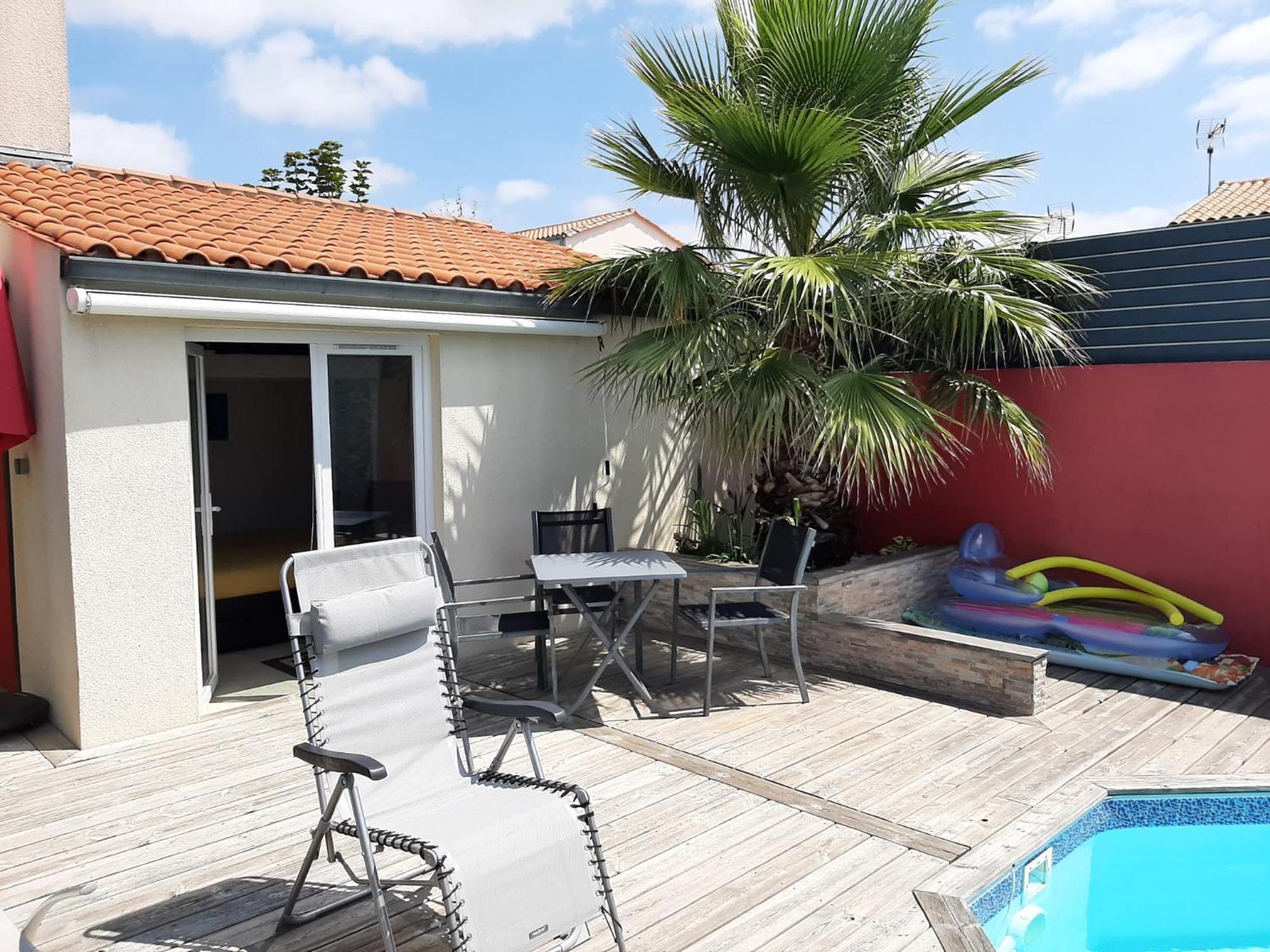 Studio Independant Chez L'Habitant Avec Piscine Et Cuisine Exterieures Λα Ροσέλ Εξωτερικό φωτογραφία