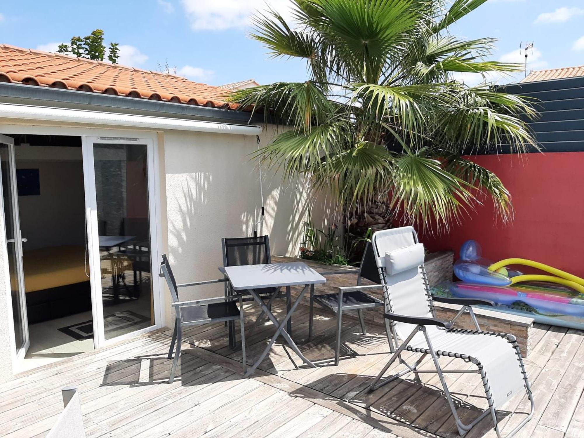 Studio Independant Chez L'Habitant Avec Piscine Et Cuisine Exterieures Λα Ροσέλ Εξωτερικό φωτογραφία